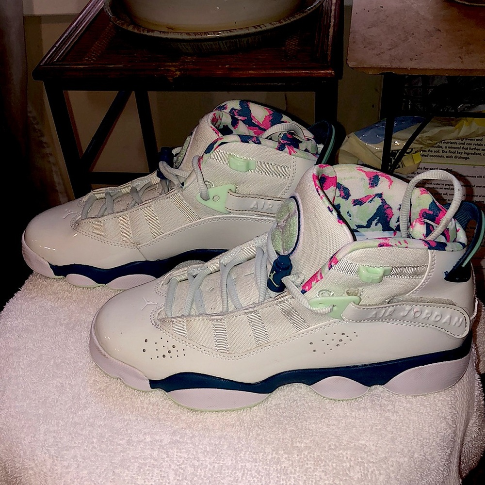 Nike Air Jordan Girl Youth Sz 7